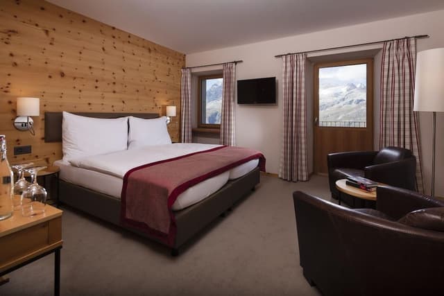 Junior Suite, Balcony, Mountain View (Matterhorn)