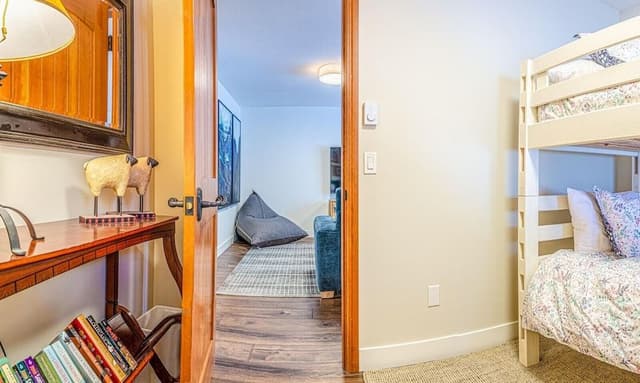 Townhome, 4 Bedrooms