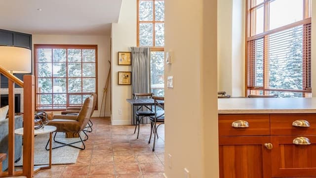 Townhome, 4 Bedrooms