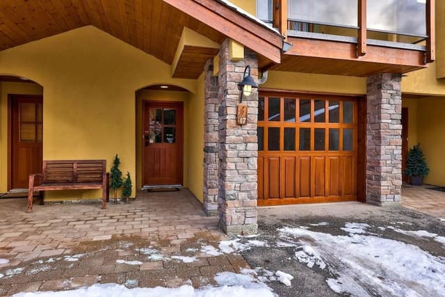 Townhome, 2 Bedrooms