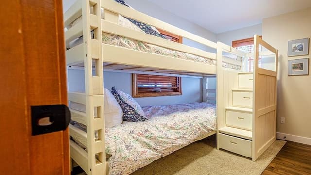 Townhome, 4 Bedrooms