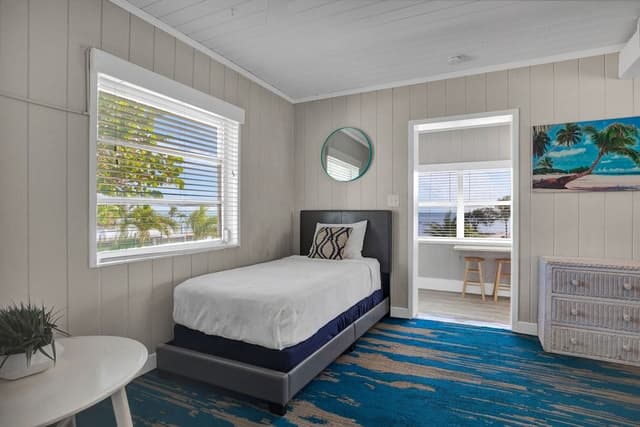 Standard Studio Suite, 1 Bedroom, Kitchen (Room 10 Sleeps 6)