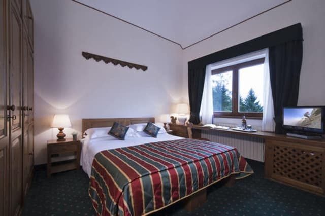 Double Room, Balcony, Mountain View