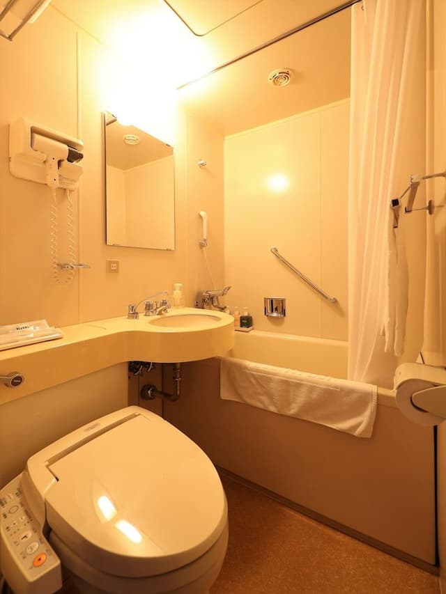 Japanese Western Style Room, Smoking