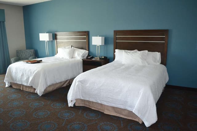 2 QUEEN BEDS NONSMOKING