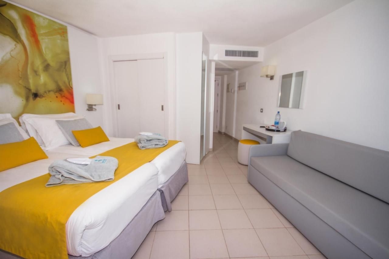 Hotel Servatur Waikiki 4