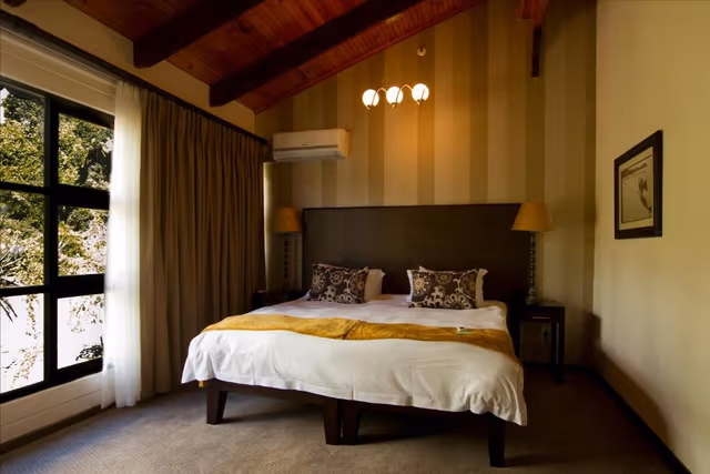 Standard Twin Room Non-Sea facing