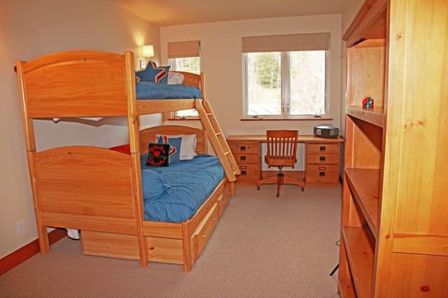 Condo, 3 Bedrooms, 2 Bathrooms