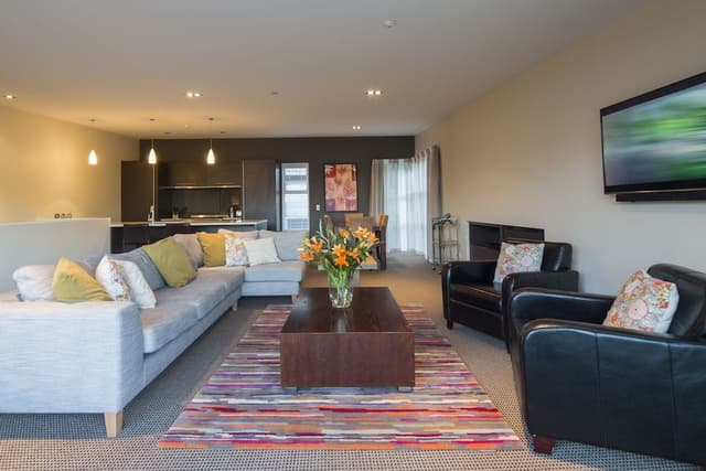 Apartment, 3 Bedrooms, Lake View