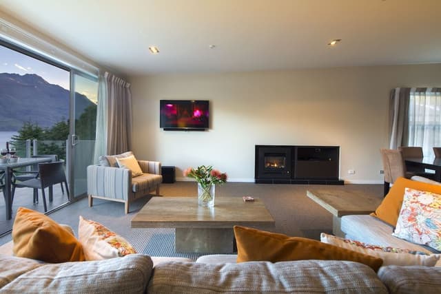 Apartment, 3 Bedrooms, Lake View (Front Row)