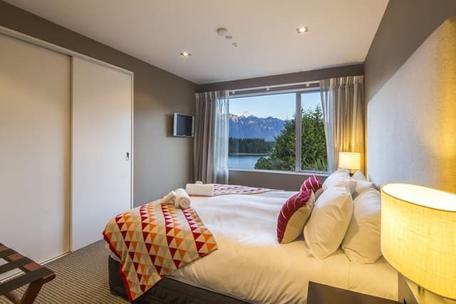 Apartment, 3 Bedrooms, Lake View (Front Row)