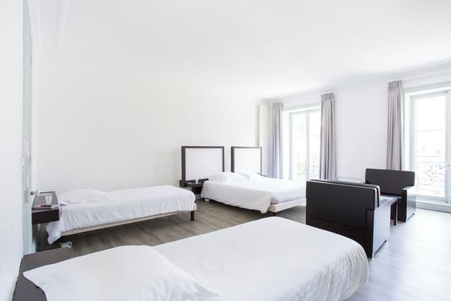 Classic Quadruple Room