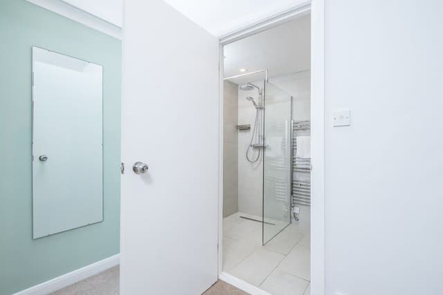Economy Twin Room