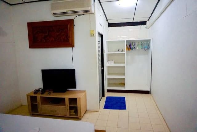 Beachfront Deluxe Family Bungalow