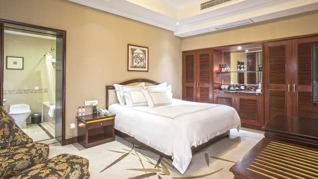Elegant Suite