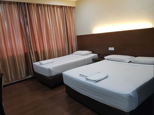 Triple Room