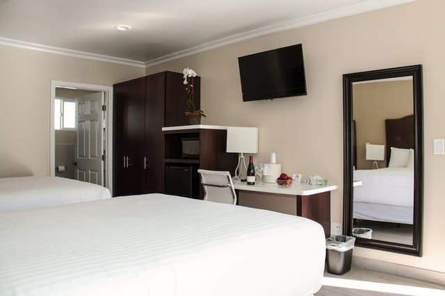 Classic Double Room, 2 Queen Beds
