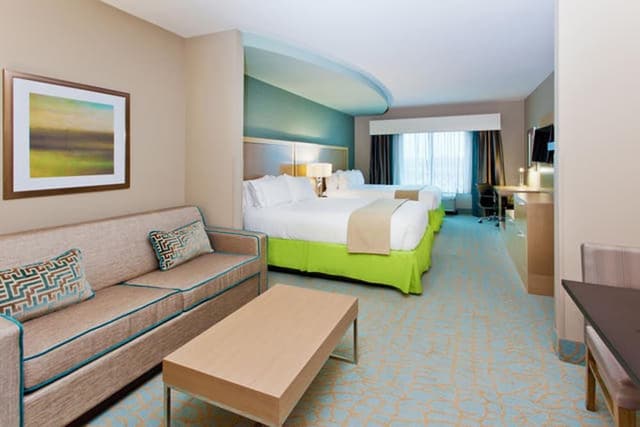 Suite, Multiple Beds