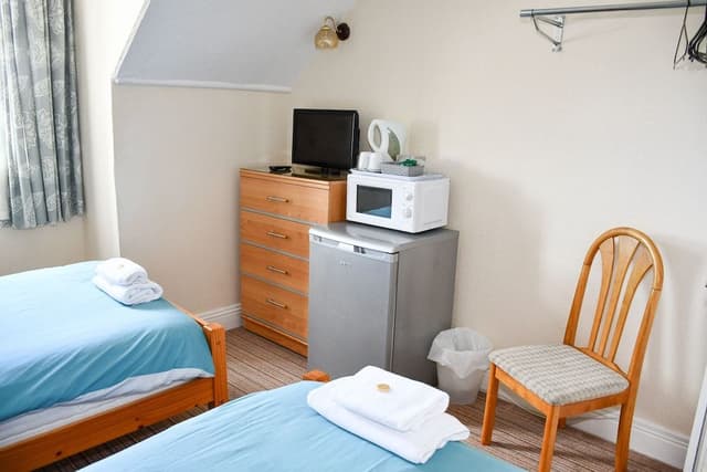 Standard Twin Room, Ensuite
