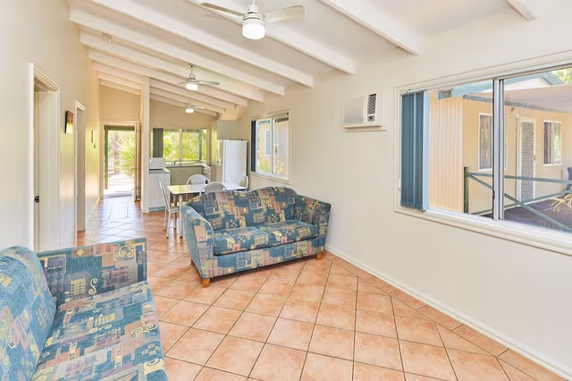 2 Bedroom - Sleeps 5