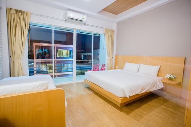 Deluxe Triple Room