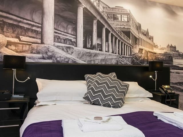 Suite, 2 Bedrooms
