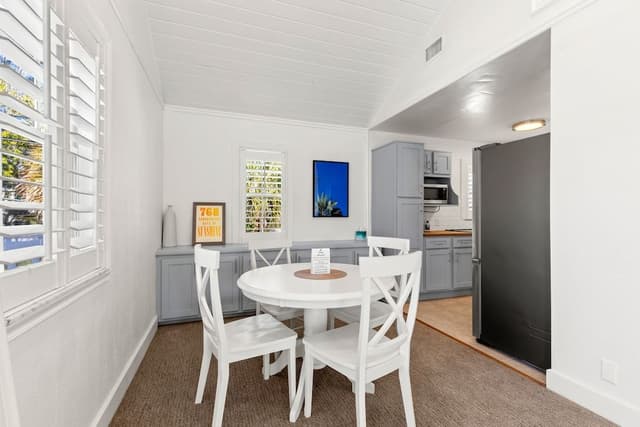 Room, 1 Queen Bed, Kitchen (Sea Loft)