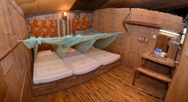 Triple Room In Long House