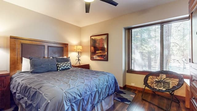 Condo, 2 Bedrooms