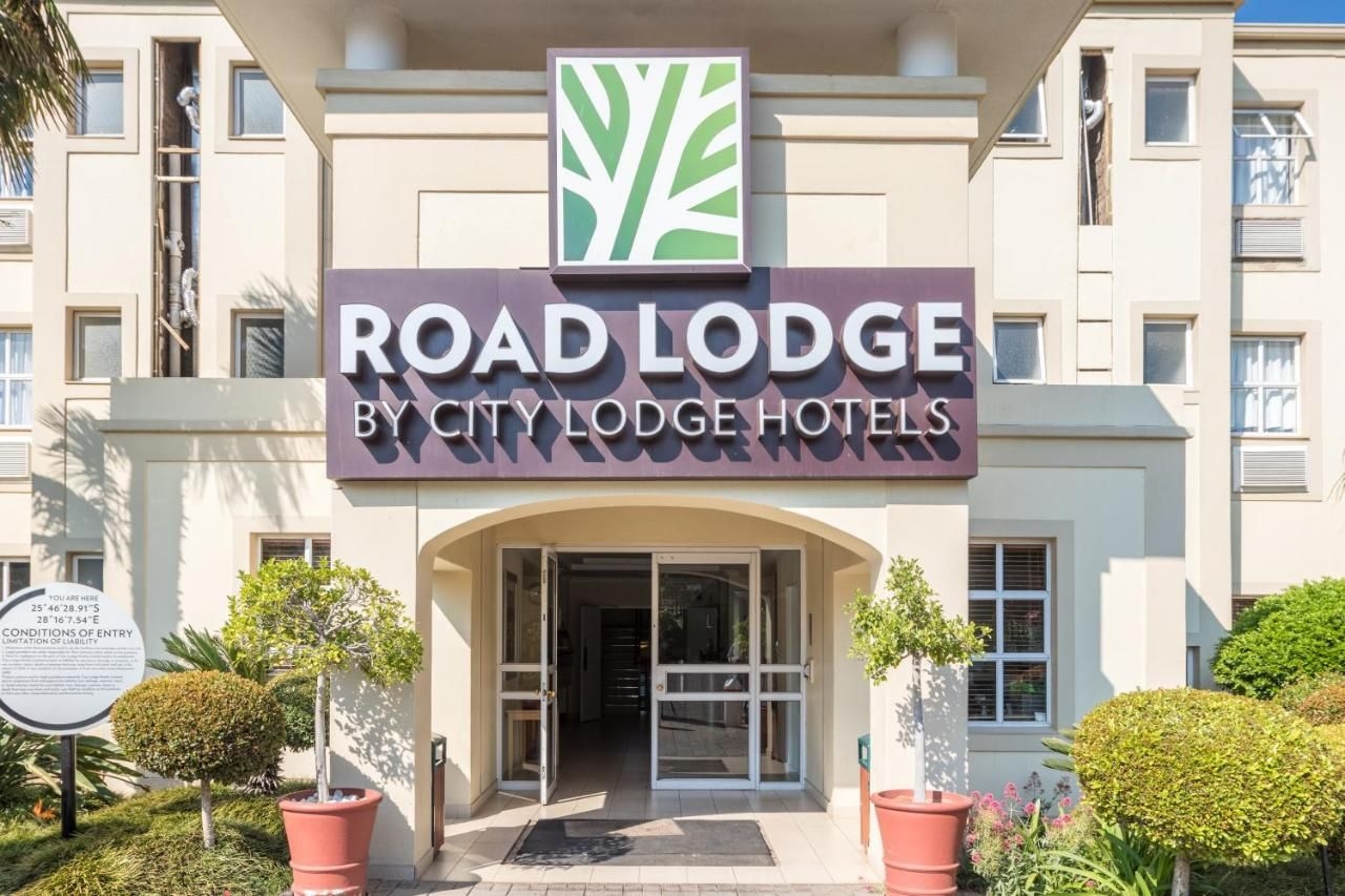 Road Lodge Isando1