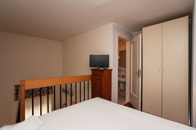 Studio, Kitchenette, City View