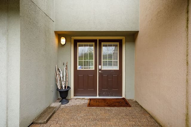 Premier Condo, 3 Bedrooms (118 Wintergreen - No Pets Allowed)