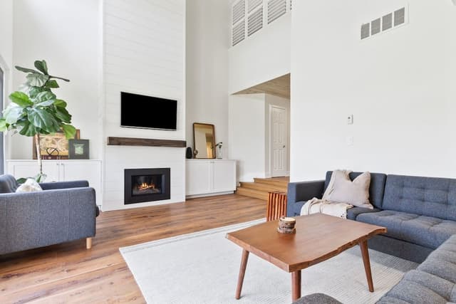Premier Condo, 4 Bedrooms (111 Wintergreen - Pet Friendly)