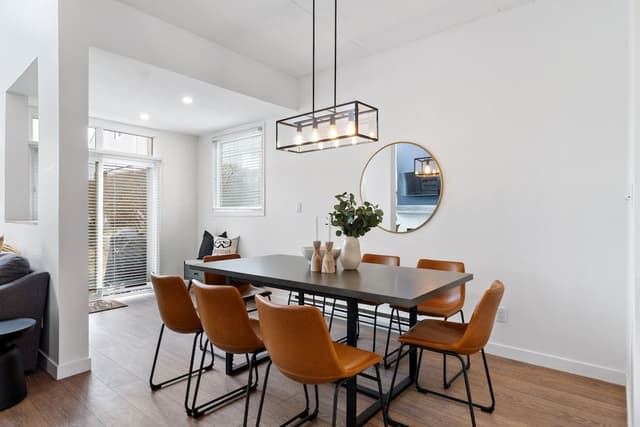Premier Condo, 3 Bedrooms (109 Wintergreen - No Pets Allowed)