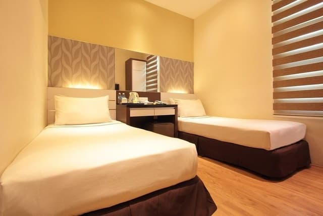 Standard Twin Room