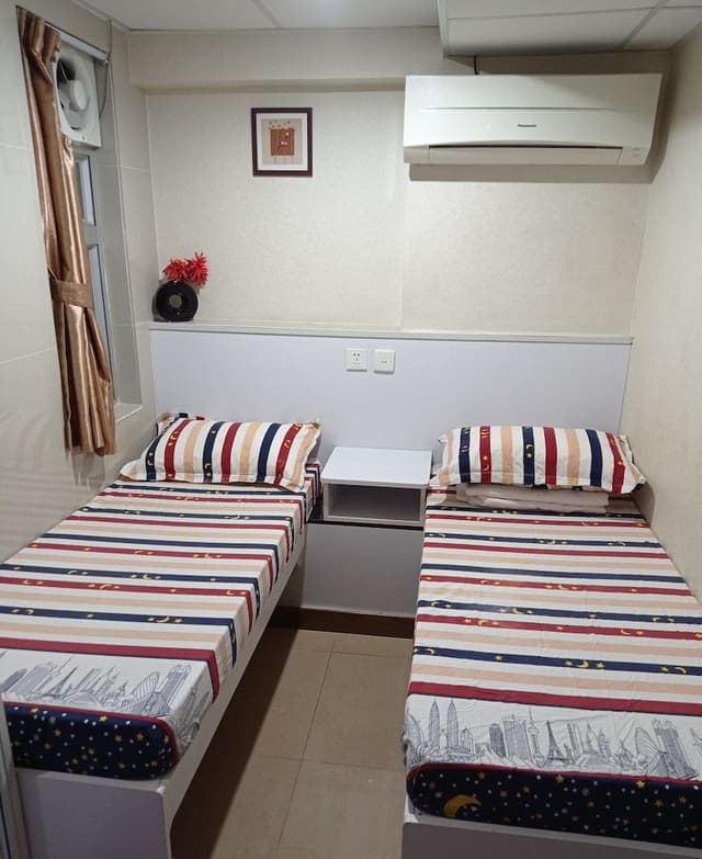 Standard Twin Room