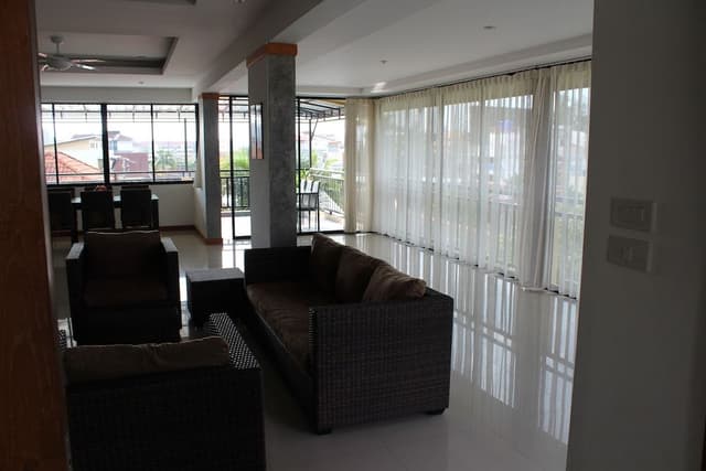 Penthouse, 2 Bedrooms, 2 Bathrooms, City View