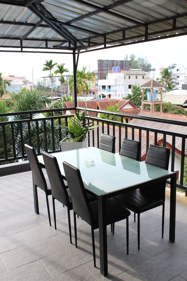 Penthouse, 2 Bedrooms, 2 Bathrooms, City View