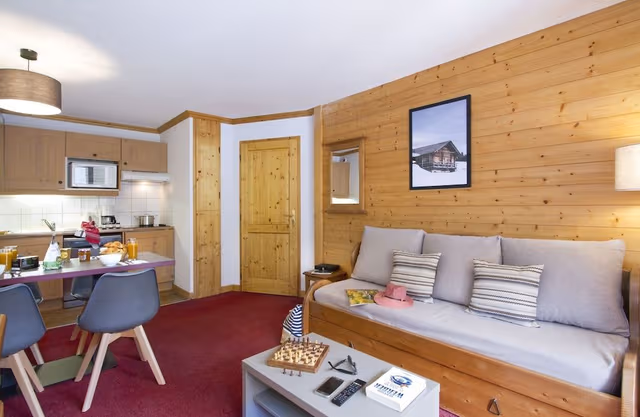Apartment (4 People)