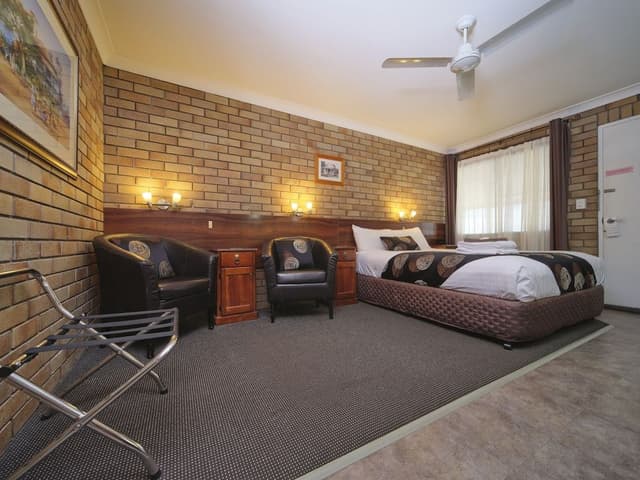 Deluxe Room, 1 Queen Bed