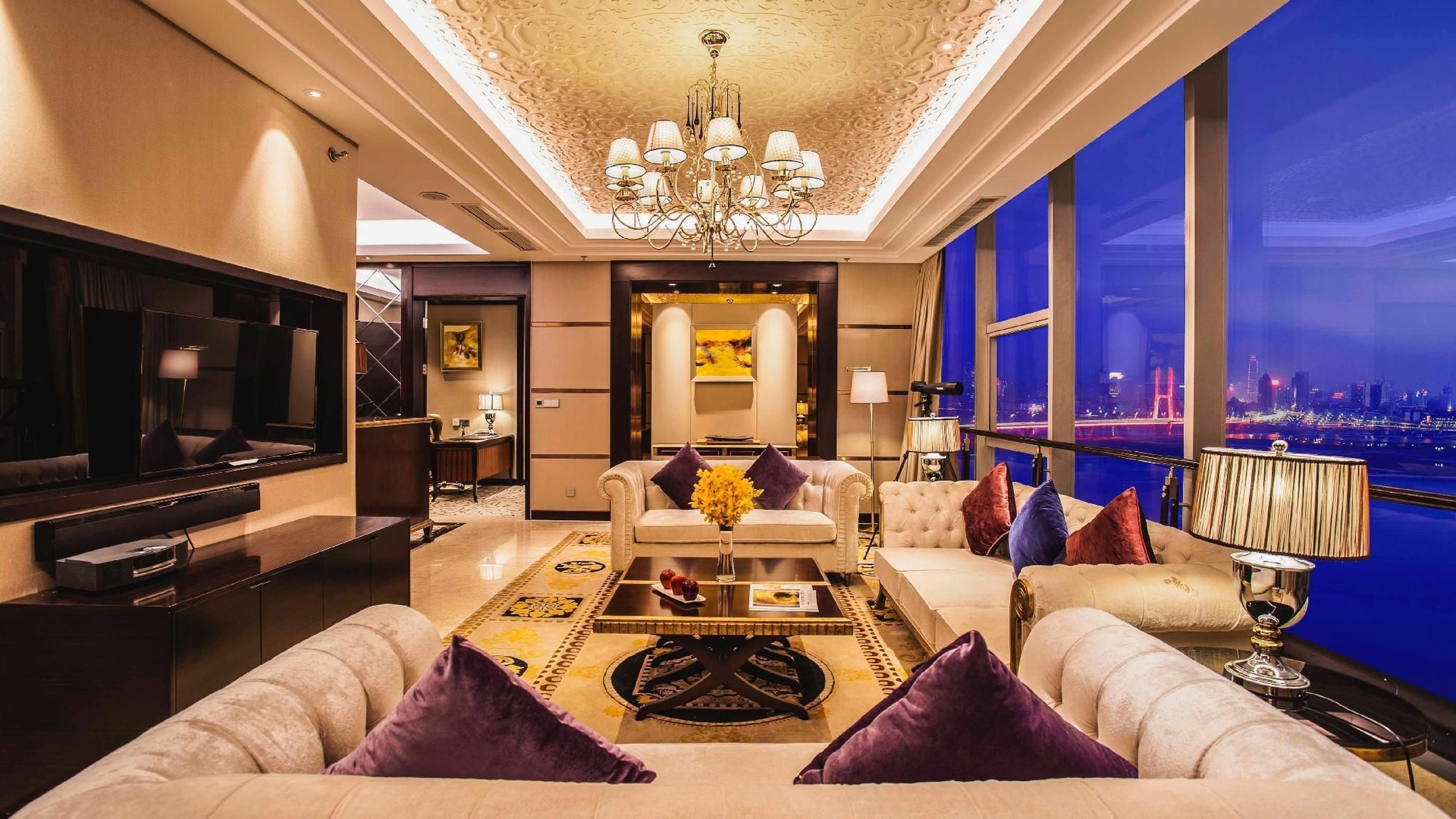 ฮอลิเดย์ อินน์ หนานชาง ริเวอร์ไซด์ (Holiday Inn Nanchang Riverside)1