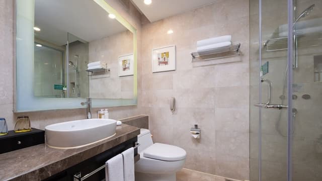 Standard Room, 1 King Bed