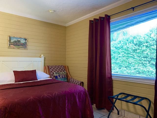 Standard Room, Multiple Beds, Non Smoking