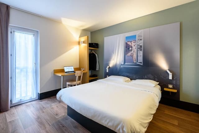 Double Non-Smoking Room
