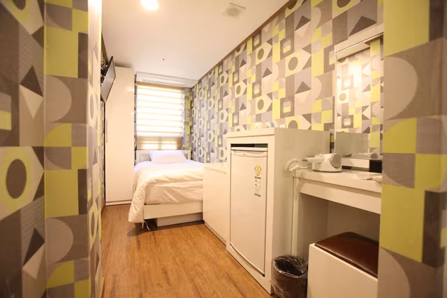 Standard Single Room (A room)