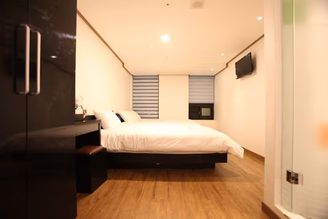 Standard Triple Room, Multiple Beds (D room)