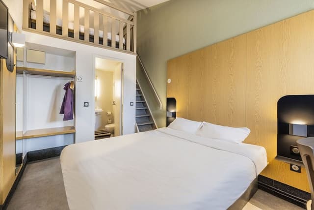 Quadruple Non-Smoking Room