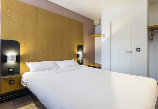 Double Non-Smoking Room