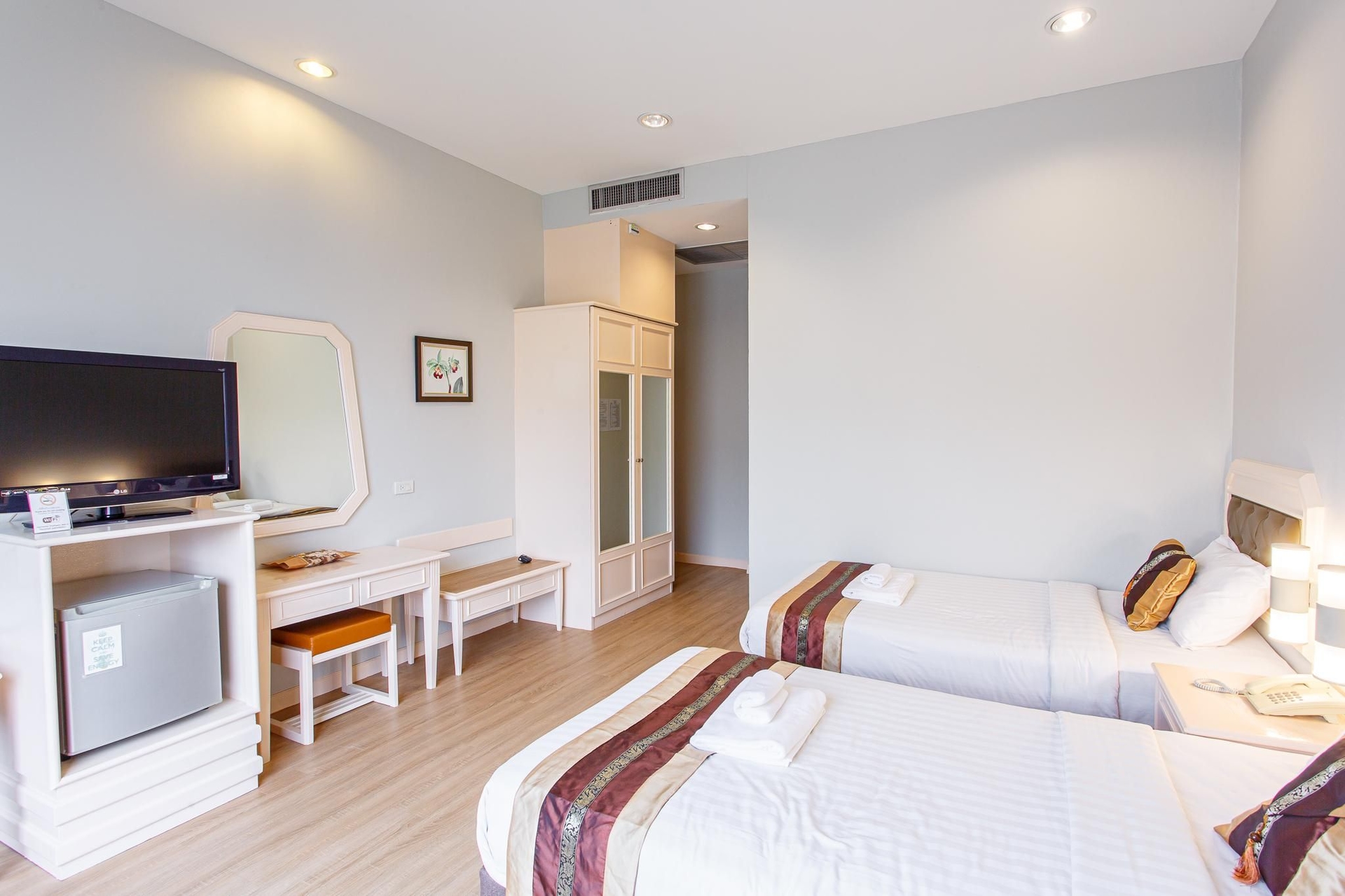 โรงเเรมฟาดรากอน (Fadragon Hotel)2