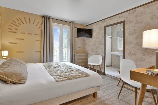Classic Double Room